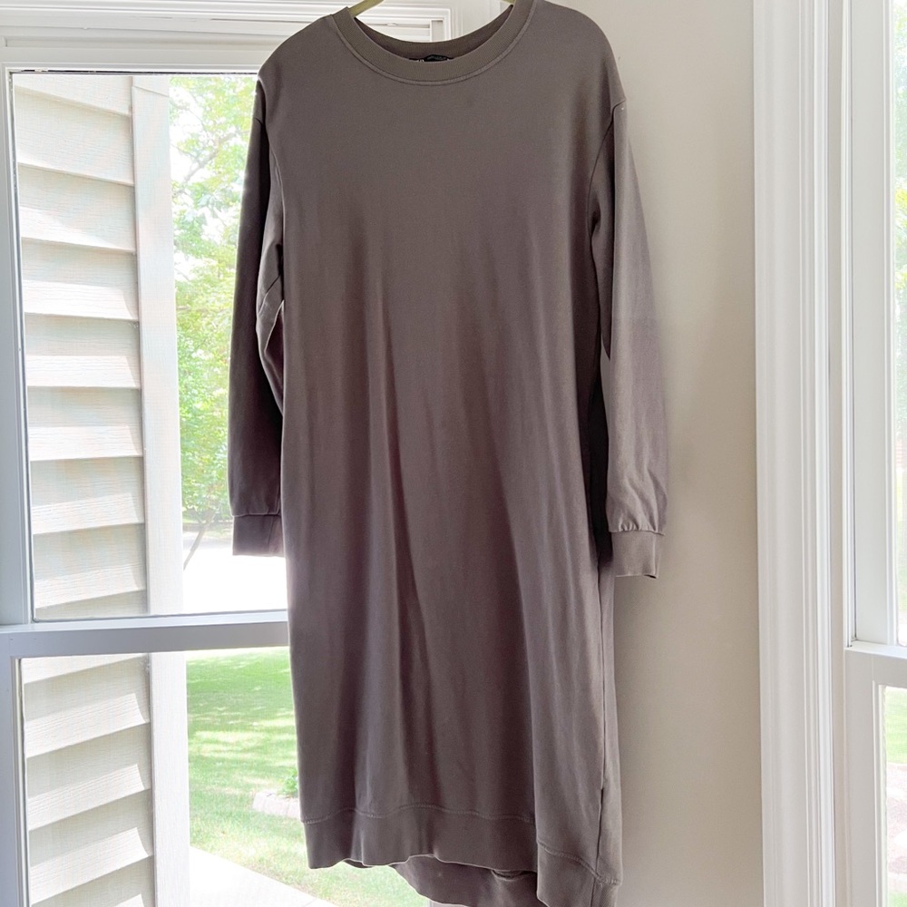 Comfy & cute sweater dress in gray from Zara size S